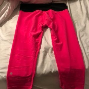 Reversible lulu Wunder Under leggings.